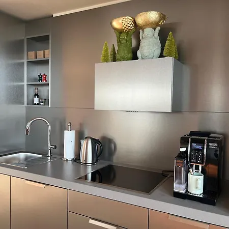 The Zipper Und 杜塞尔多夫