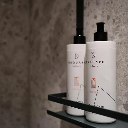 The Zipper Und 4* 杜塞尔多夫