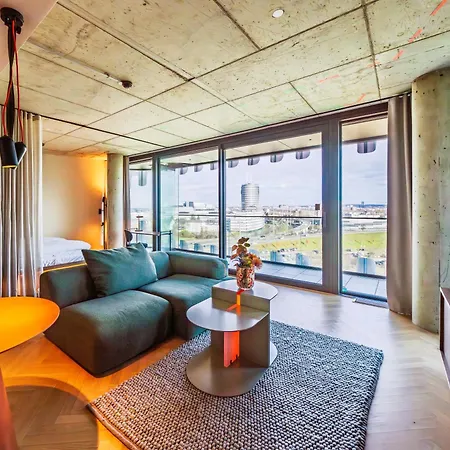 The Zipper Und Hotel 4*