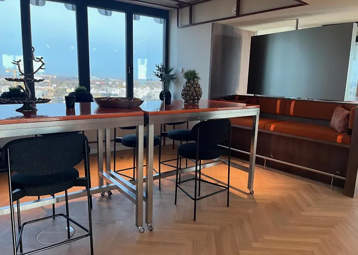 酒店 The Zipper Und