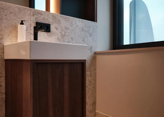 The Zipper Und 杜塞尔多夫