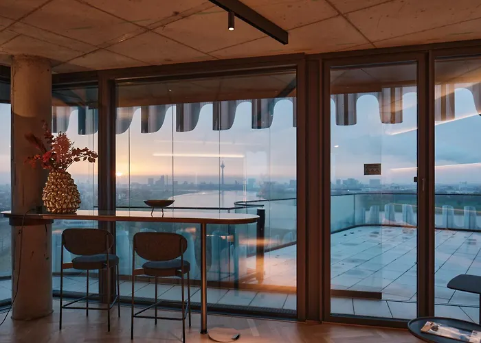 The Zipper Und 杜塞尔多夫