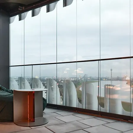 The Zipper Und Hotel Düsseldorf