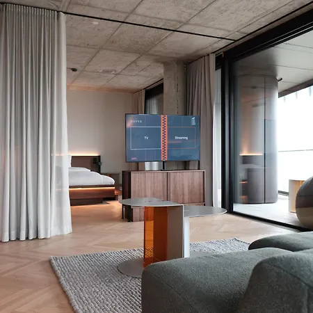 Hotel The Zipper Und