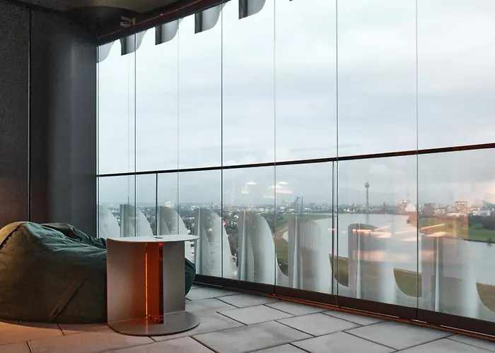 The Zipper Und Hotel Düsseldorf