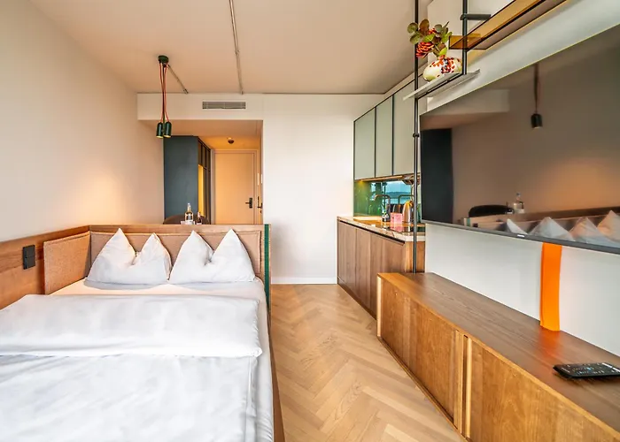 Hotel The Zipper Und 4*