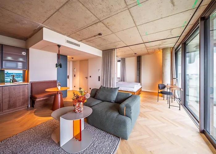 Hotel The Zipper Und 4*